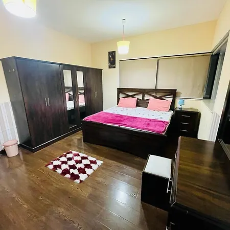 Amazing Couples Private Room Close To Mall Of Emirates Dubai Esterno foto