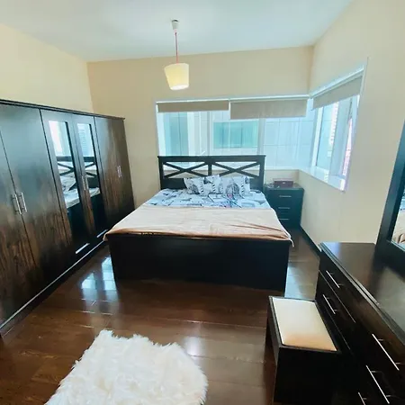 Amazing Couples Private Room Close To Mall Of Emirates Dubai Esterno foto