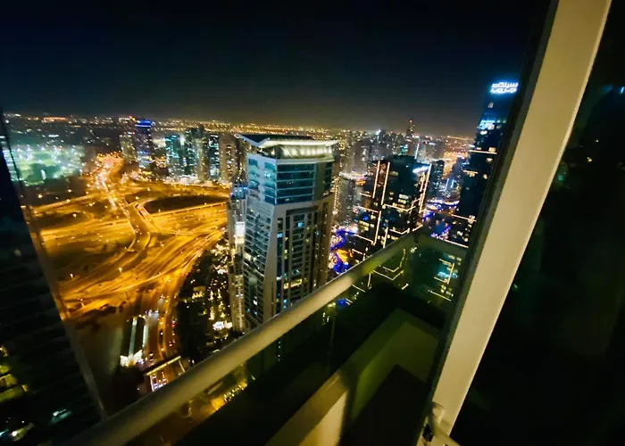 Amazing Couples Private Room Close To Mall Of Emirates